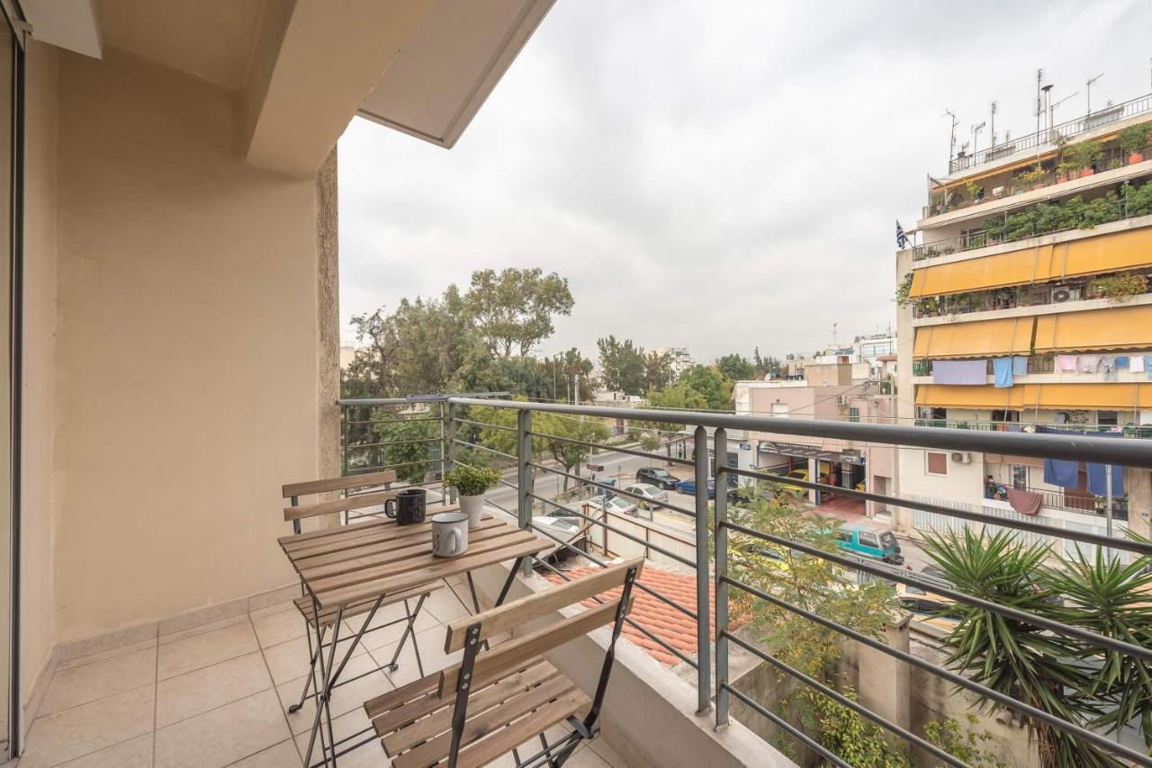 Athenian Home Luaran gambar