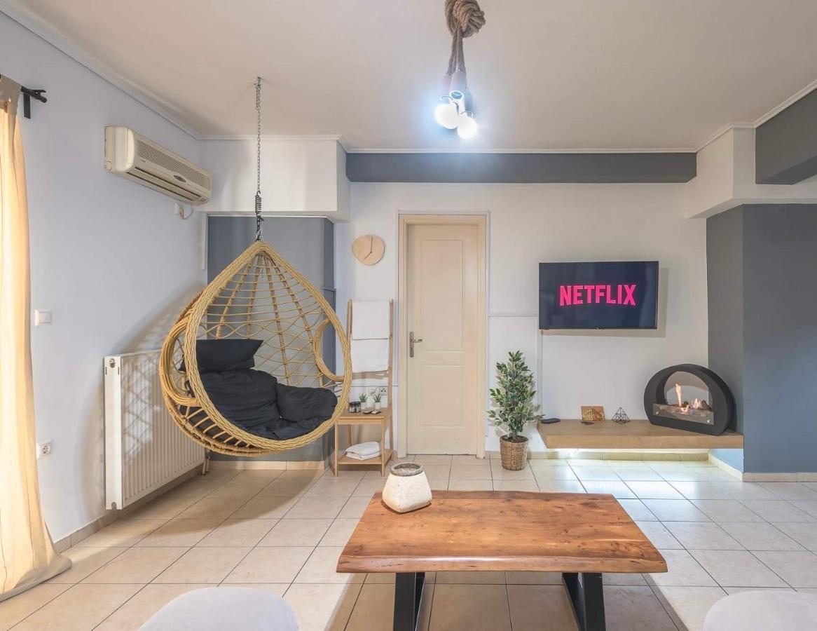 Athenian Home Luaran gambar