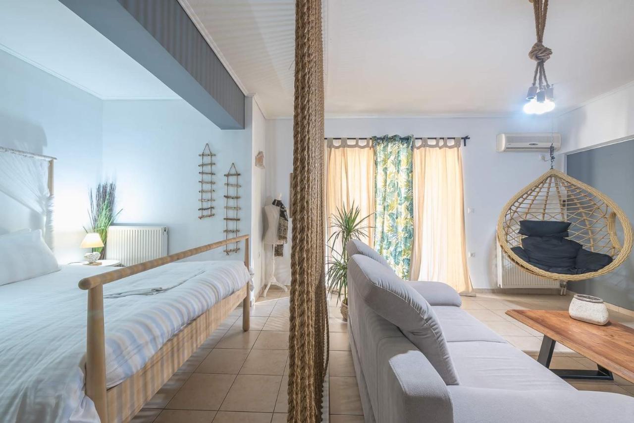 Athenian Home Luaran gambar