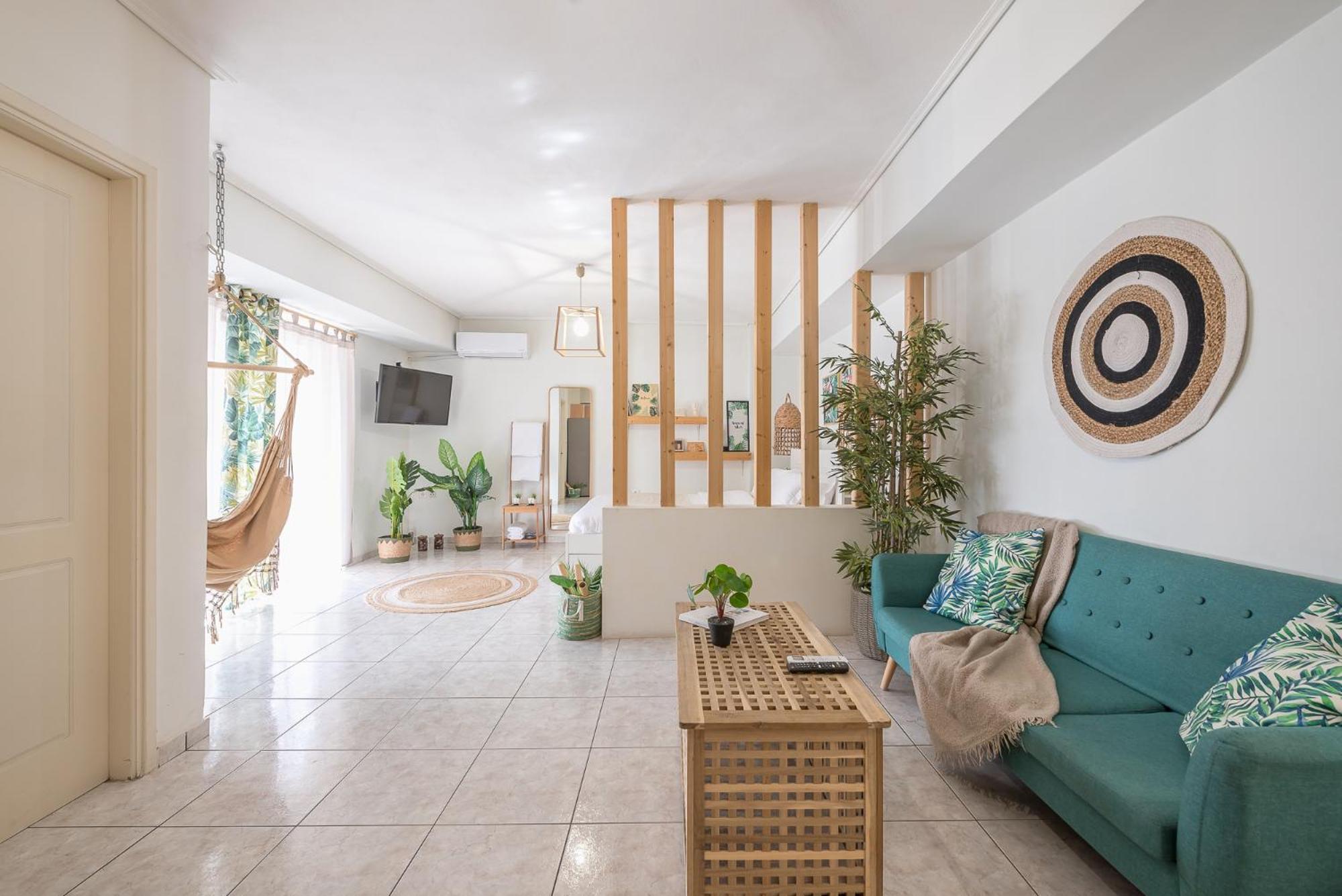 Athenian Home Luaran gambar