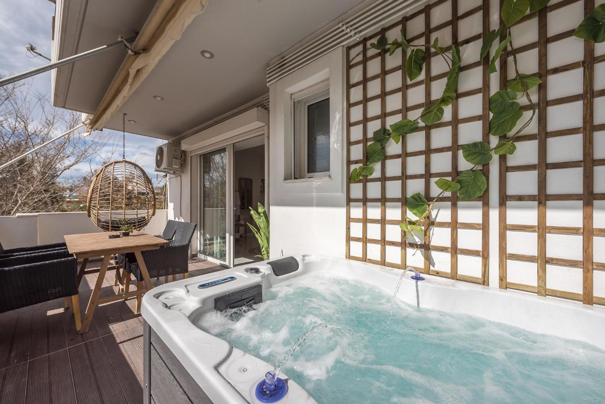 Athenian Home Luaran gambar